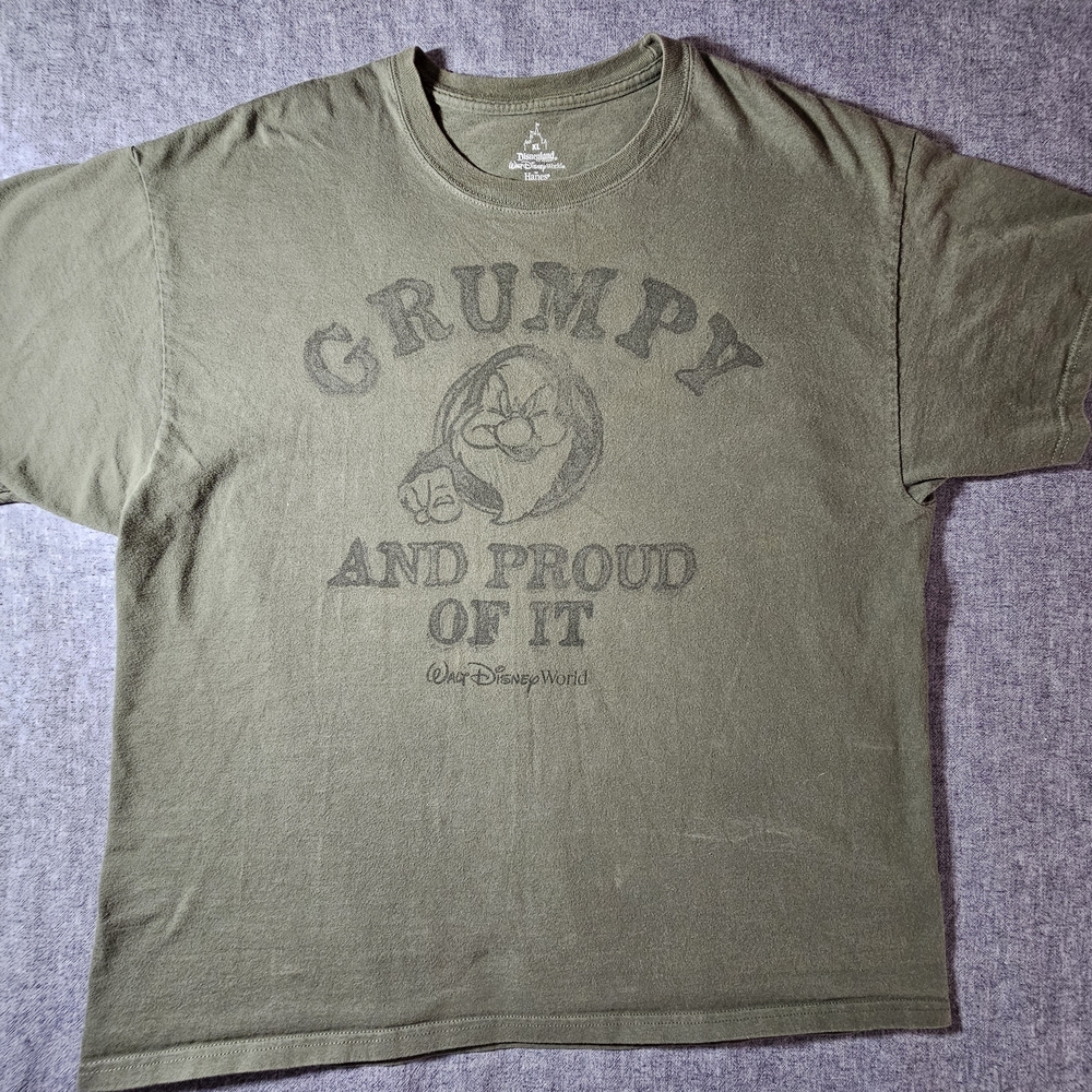 4 X $15. Disney By Hanes 100% Cotton Olive Green Grumpy Short Sleeve Tee
